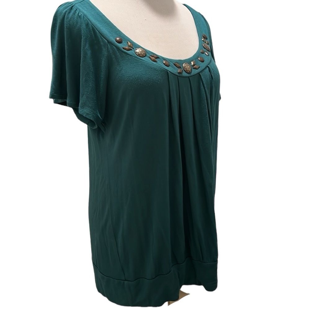 💚#2125 EUC  Access Green Top